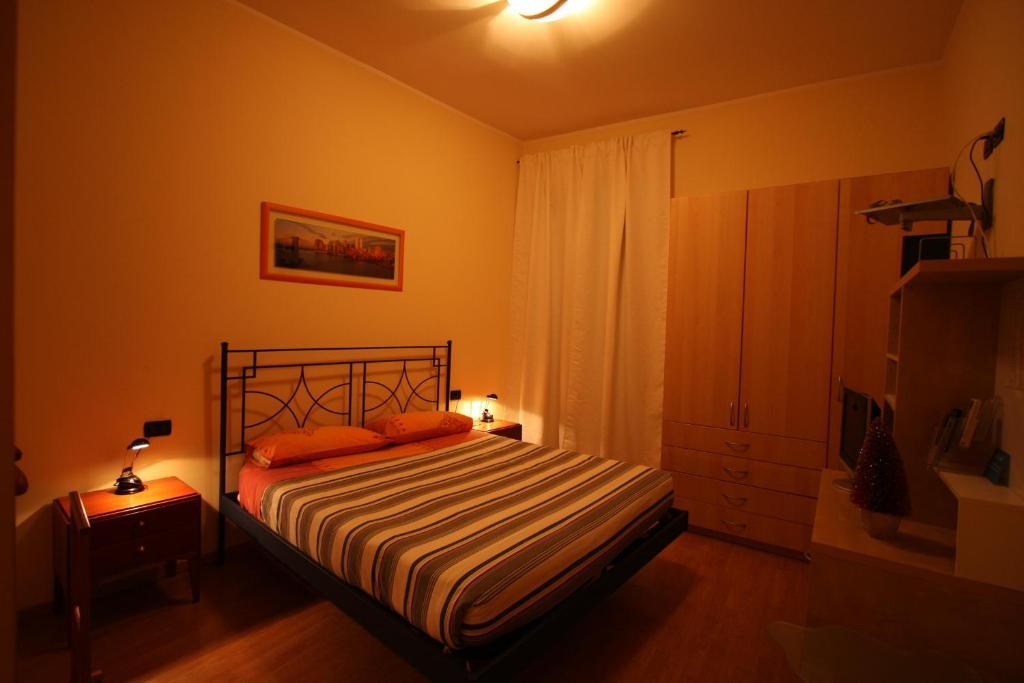 Bed And Breakfast Centrostorico Sarnico Exteriör bild